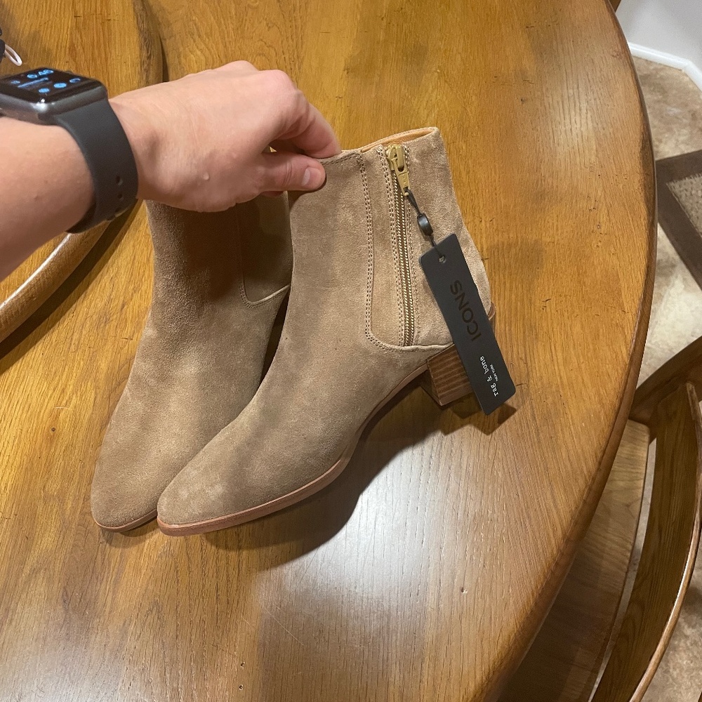 Boots - Picture 2 of 2